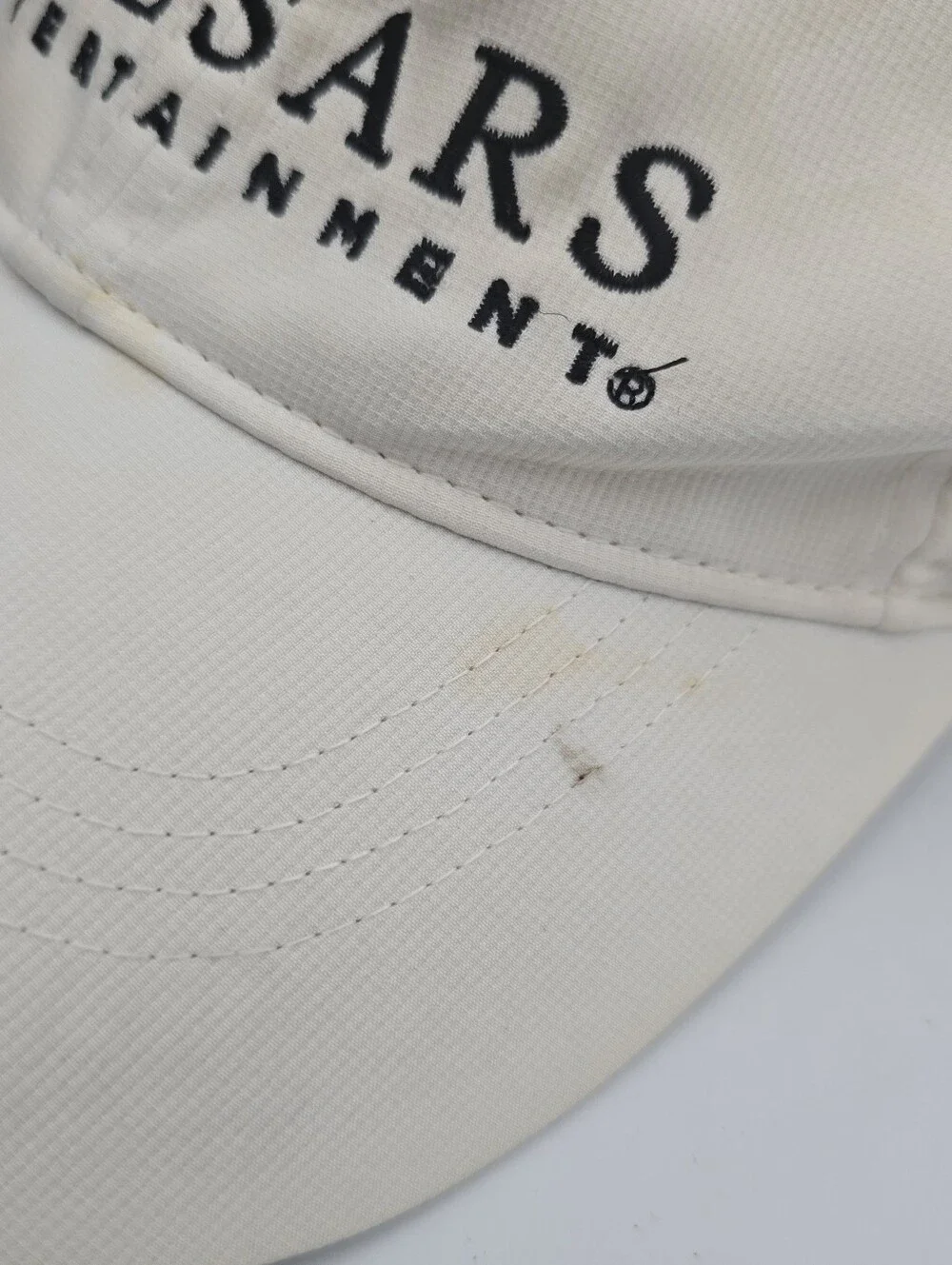 Nike Legacy91 Dri-Fit Ceasers Entertainment Cream Adjustable Hat
